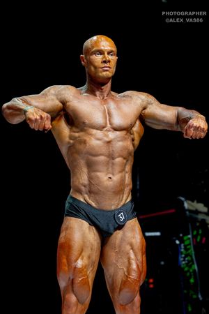 CLASSIC PHYSIQUE +178